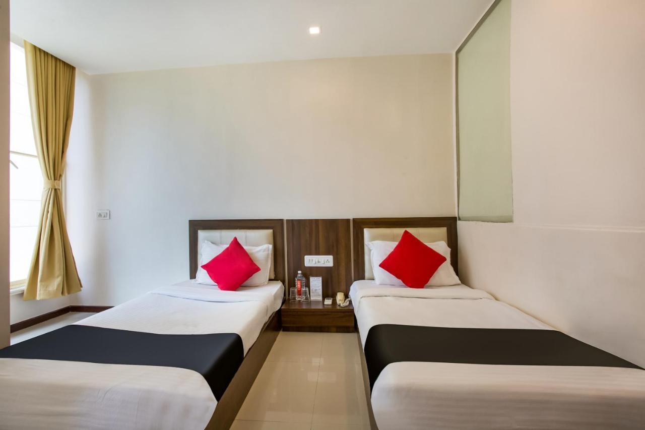 Capital O 35557 Hotel Aura Mumbai  Buitenkant foto